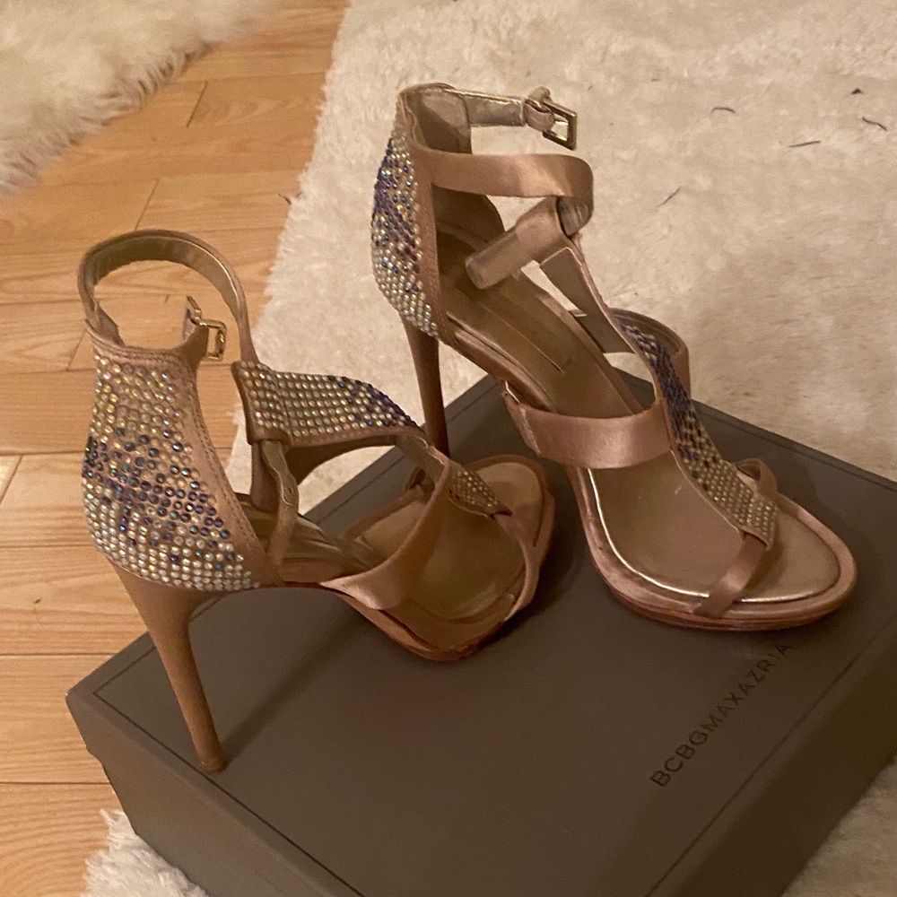 BCBGMaxAzria Nude/Taupe T-Strap Heels with Crystal Embellishment